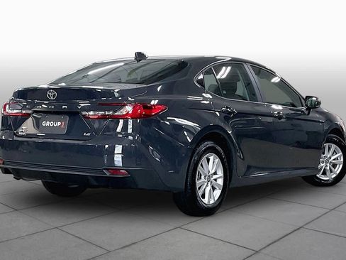 Used 2025 Toyota Camry LE AWD/4WD image 13
