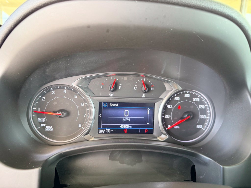 Used 2024 GMC Terrain SLE AWD/4WD image 37