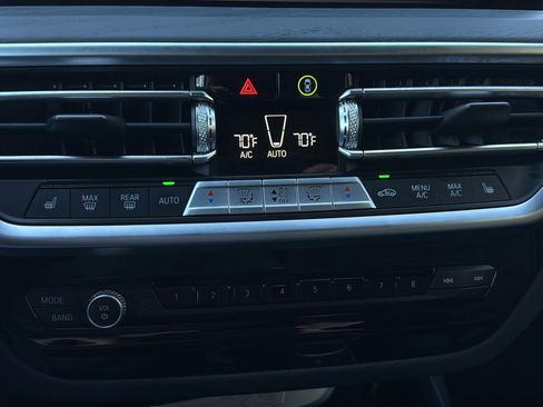 Used 2024 BMW X3 xDrive30i image 17