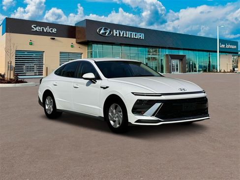 New 2025 Hyundai Sonata SE image 11