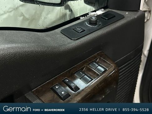 Used 2015 Ford F250 Platinum w/ Platinum Package image 18
