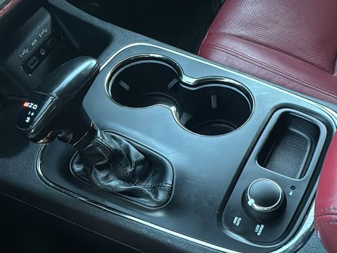 Used 2018 Dodge Durango R/T w/ Technology Group image 35