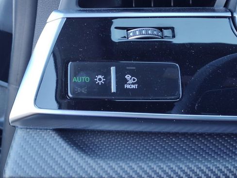 Used 2024 Audi RS Q8 w/ Black Optic Package AWD/4WD image 25