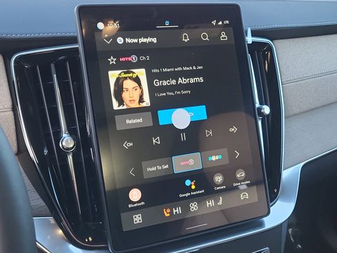 New 2026 Volvo XC90 B6 Ultra w/ Protection Package image 14