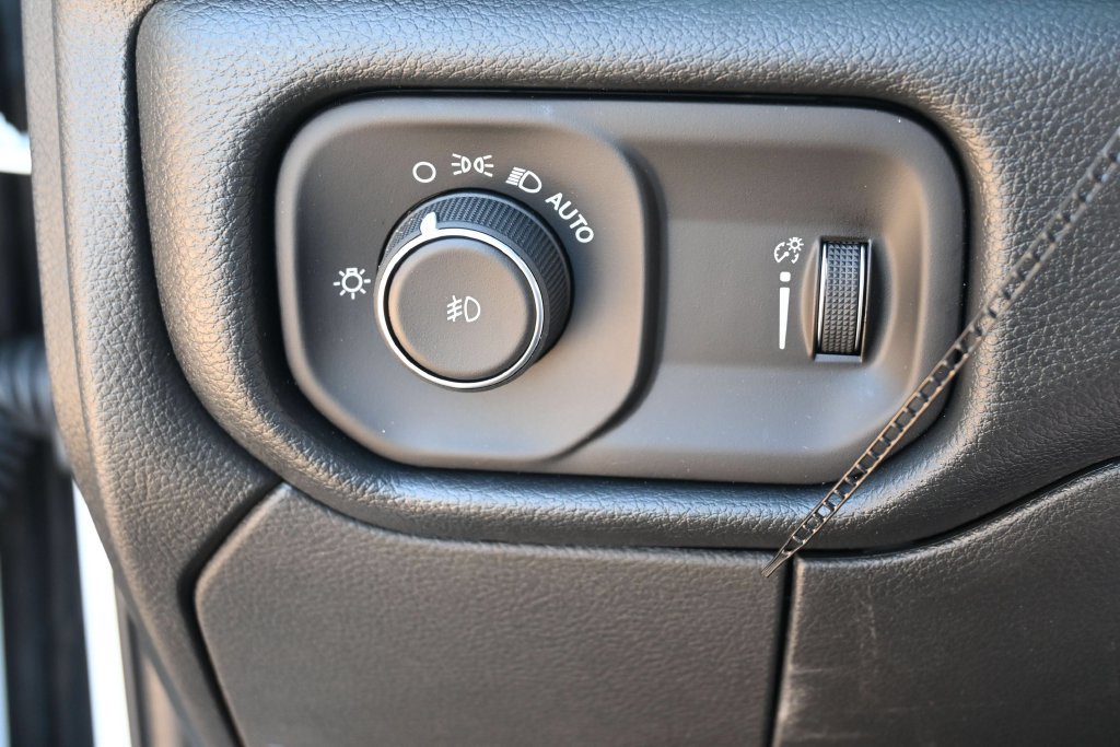 New 2027 RAM 3500 Tradesman AWD/4WD image 25