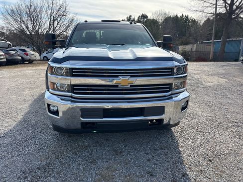 Used 2016 Chevrolet Silverado 3500 LT w/ LT Convenience Package image 11