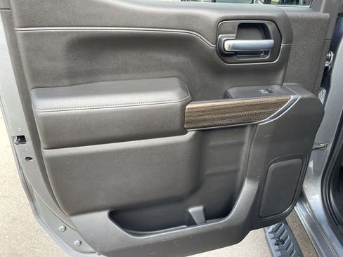 Used 2021 Chevrolet Silverado 1500 RST AWD/4WD image 12