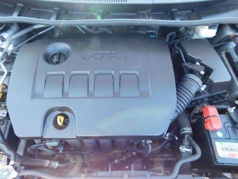 Used 2013 Toyota Corolla LE image 18