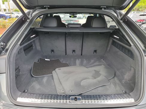 Used 2024 Audi SQ8 Premium Plus AWD/4WD image 6