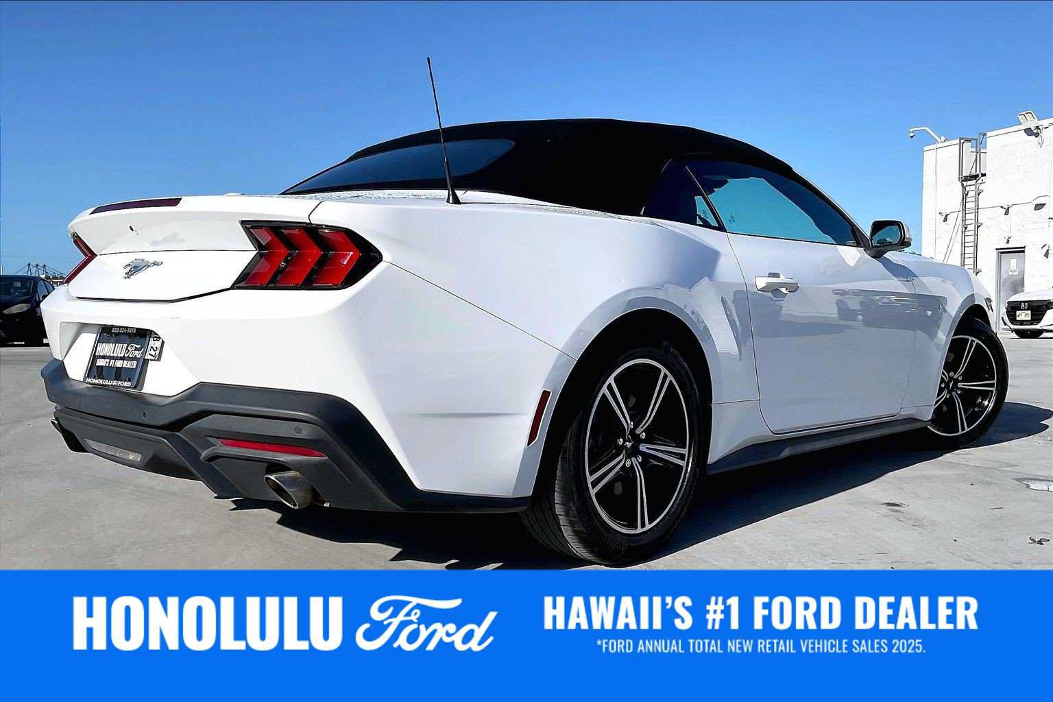 Used 2024 Ford Mustang Convertible RWD image 21