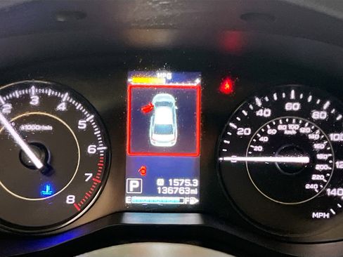 Used 2017 Subaru Impreza 2.0i Premium image 23