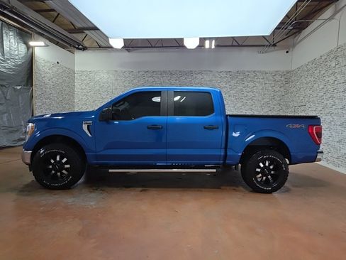 Used 2021 Ford F150 XLT image 4