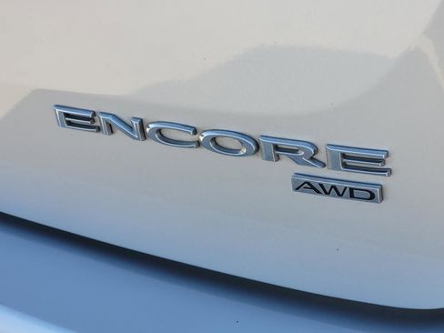 Used 2021 Buick Encore Preferred AWD/4WD image 5