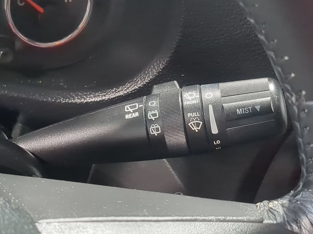 Used 2012 Jeep Wrangler Unlimited Sahara AWD/4WD image 30
