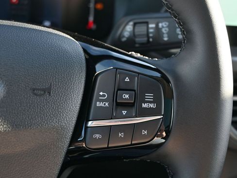 New 2026 Ford Escape SE image 33