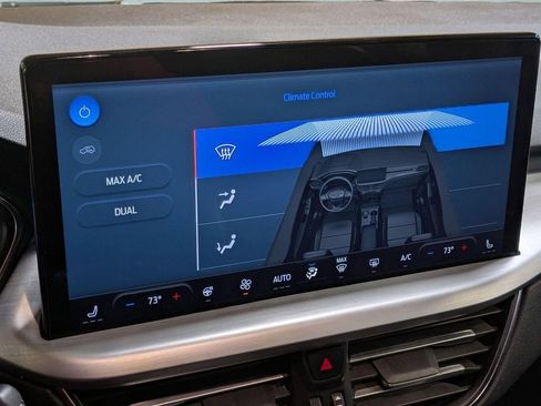 Used 2024 Ford Escape Platinum image 19