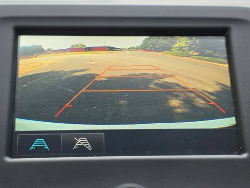 Used 2018 Chevrolet Equinox LT FWD image 33