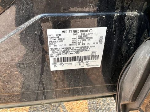 Certified 2020 Ford Edge Titanium w/ Equipment Group 301A AWD/4WD image 5