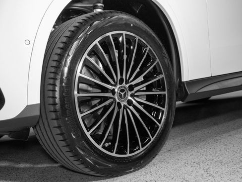 New 2026 Mercedes-Benz GLC 300 image 27
