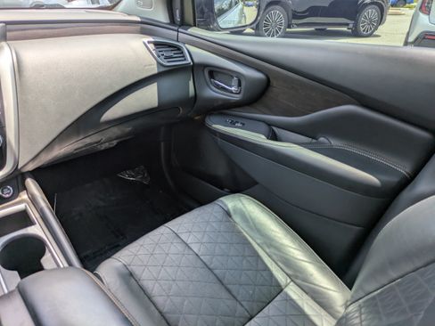 Used 2021 Nissan Murano Platinum w/ Cargo Package FWD image 19