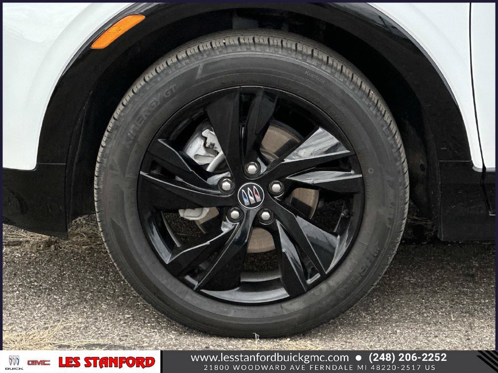 Certified 2025 Buick Encore GX Sport Touring FWD image 10