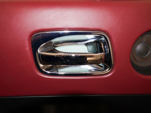 Used 2015 Rolls-Royce Wraith RWD image 24