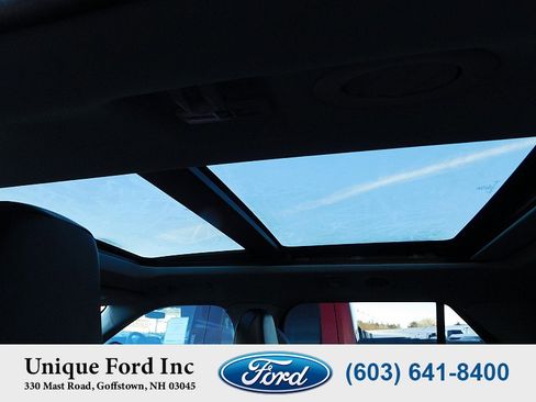 Used 2022 Ford Explorer XLT w/ Equipment Group 202A image 15