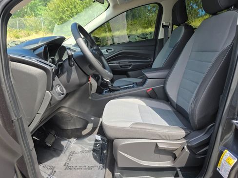 Used 2019 Ford Escape S FWD image 19