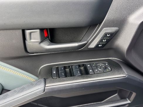 Used 2025 Toyota 4Runner Trailhunter image 8