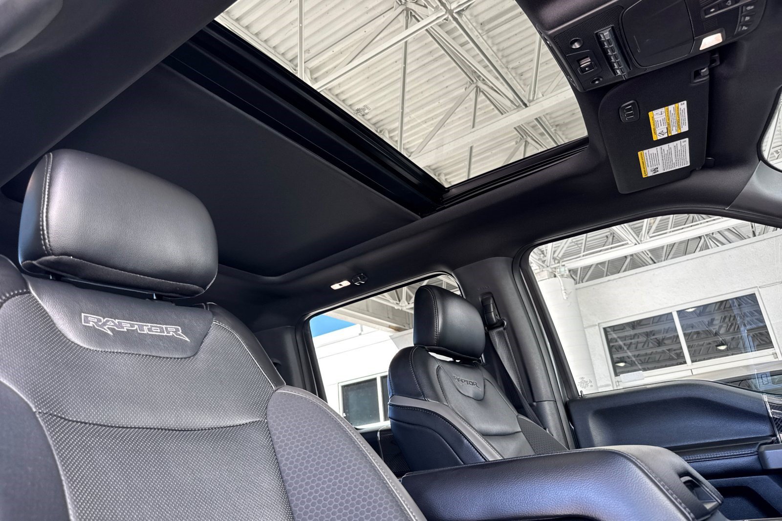 Used 2019 Ford F150 Raptor w/ Equipment Group 802A Luxury AWD/4WD image 20