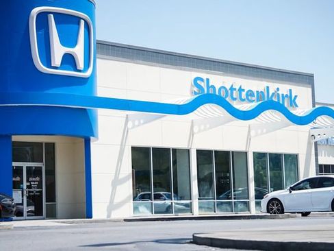 Used 2020 Toyota RAV4 XSE w/ XSE Grade Weather Package image 38