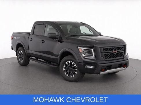 Used 2022 Nissan Titan PRO-4X w/ Off Road Protection Package AWD/4WD image 2