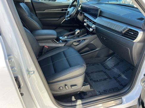 Used 2025 Kia Telluride SX image 13
