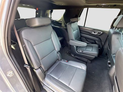 Used 2021 Chevrolet Tahoe Z71 w/ Z71 Signature Package image 29