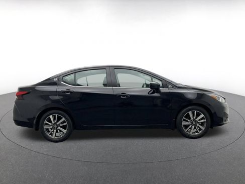 Used 2025 Nissan Versa SV FWD image 10