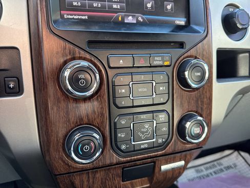 Used 2013 Ford F150 Lariat w/ Luxury Equipment Group image 32