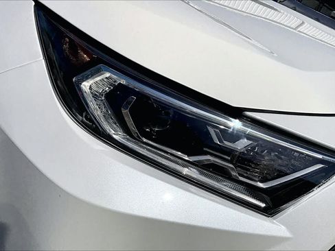 Used 2020 Toyota RAV4 Limited w/ Limited Grade Weather Package AWD/4WD image 28