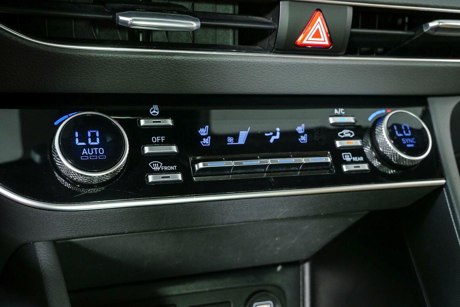 Used 2021 Hyundai Sonata Limited w/ Cargo Package FWD image 17