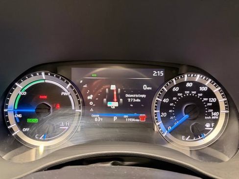 Used 2024 Toyota Highlander XLE AWD/4WD image 28