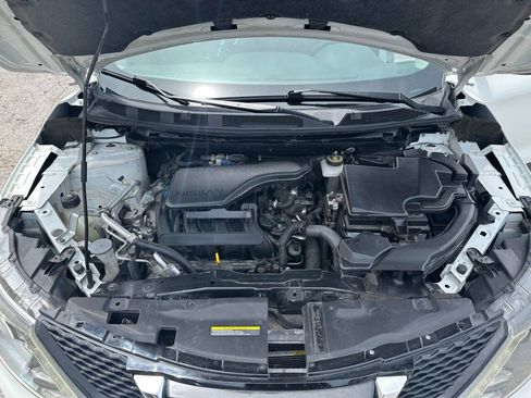 Used 2019 Nissan Rogue Sport S FWD image 9