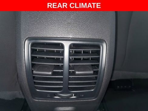 Used 2019 Ford Escape SE image 23