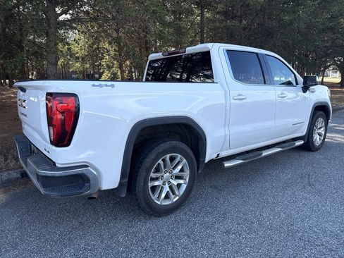 Used 2019 GMC Sierra 1500 SLE w/ Max Trailering Package image 9