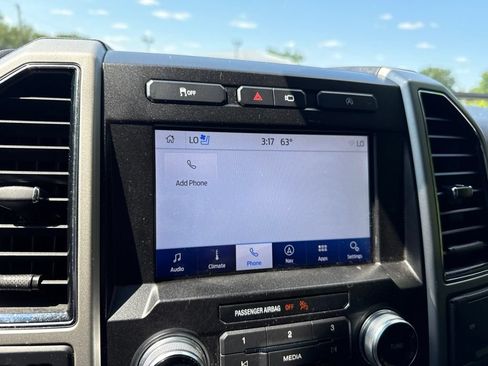 Used 2020 Ford F150 Lariat w/ Equipment Group 502A Luxury AWD/4WD image 25