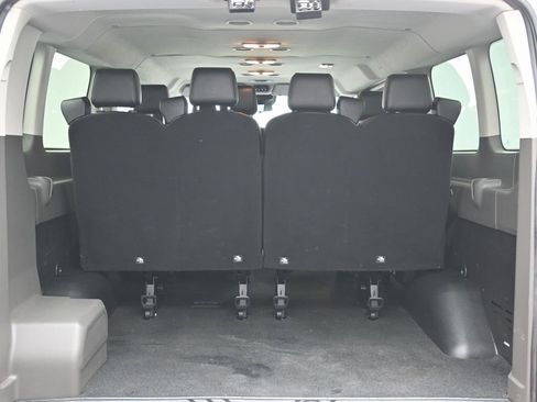 Used 2020 Ford Transit 350 XL image 15