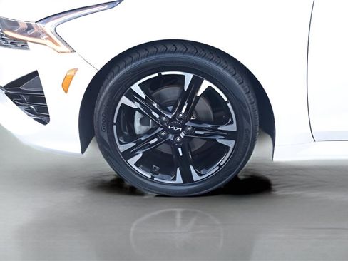 Used 2023 Kia K5 GT-Line image 3