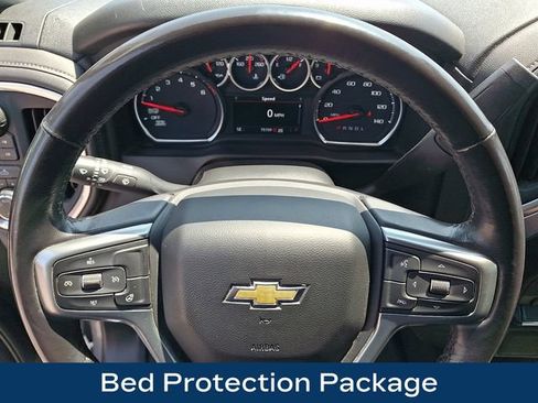 Used 2022 Chevrolet Silverado 1500 LT AWD/4WD image 4
