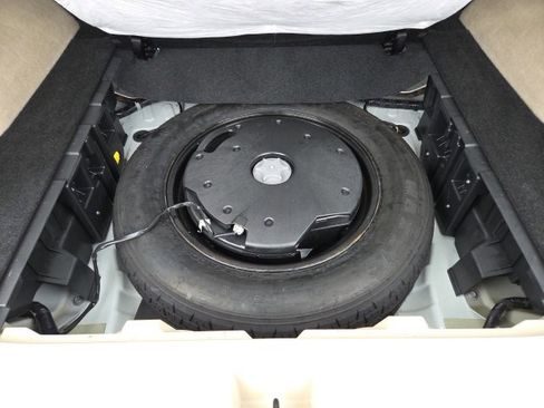 Used 2019 Nissan Murano Platinum image 45