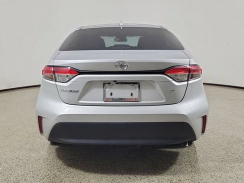Used 2024 Toyota Corolla LE FWD image 6
