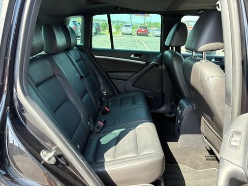 Used 2014 Volkswagen Tiguan R-Line AWD/4WD image 19