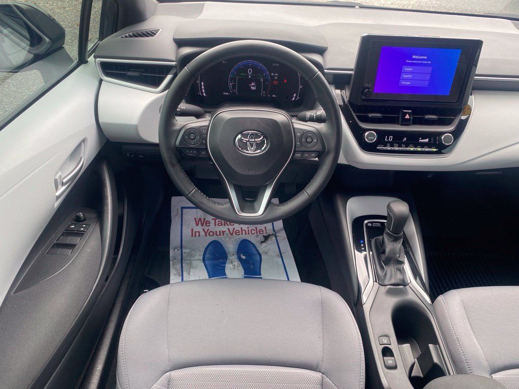 Used 2026 Toyota Corolla SE FWD image 10